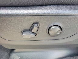 Ram 1500 Big Horn 4x4 Crew Cab 5'7" Box 2026