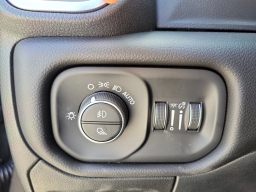 Ram 1500 Big Horn 4x4 Crew Cab 5'7" Box 2026