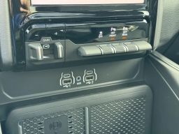 Ram 1500 Big Horn 4x4 Crew Cab 5'7" Box 2026