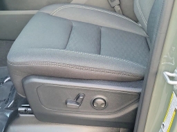 Ram 1500 Big Horn 4x4 Crew Cab 5'7" Box 2026