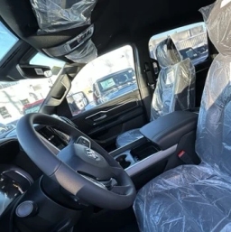 Ram 1500 Big Horn 4x4 Crew Cab 5'7" Box 2026