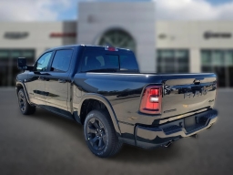 Ram 1500 Big Horn 4x4 Crew Cab 5'7" Box 2026