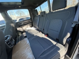 Ram 1500 Big Horn 4x4 Crew Cab 5'7" Box 2026