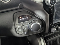 Ram 1500 Big Horn 4x4 Crew Cab 5'7" Box 2026