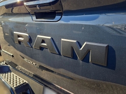 Ram 1500 Big Horn 4x4 Crew Cab 5'7" Box 2026