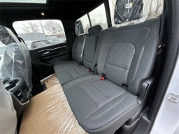 Ram 1500 Big Horn 4x4 Crew Cab 5'7" Box 2026