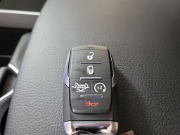 Ram 1500 Big Horn 4x4 Crew Cab 5'7" Box 2026