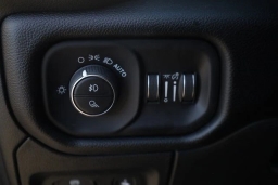 Ram 1500 Big Horn 4x4 Crew Cab 5'7" Box 2026