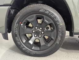 Ram 1500 Big Horn 4x4 Crew Cab 5'7" Box 2026