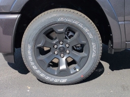 Ram 1500 Big Horn 4x4 Crew Cab 5'7" Box 2026