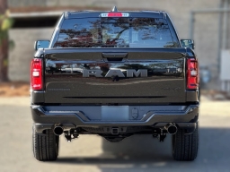 Ram 1500 Big Horn 4x4 Crew Cab 5'7" Box 2026