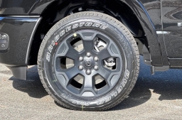 Ram 1500 Big Horn 4x4 Crew Cab 5'7" Box 2026