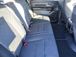 Ram 1500 Big Horn 4x4 Crew Cab 5'7" Box 2026