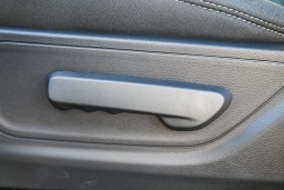 Ram 1500 Big Horn 4x4 Crew Cab 5'7" Box 2026