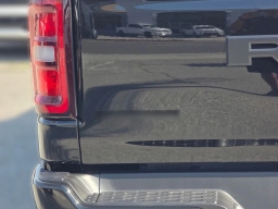 Ram 1500 Big Horn 4x4 Crew Cab 5'7" Box 2026