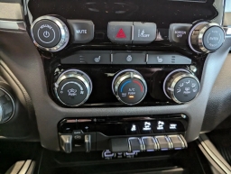 Ram 1500 Big Horn 4x4 Crew Cab 5'7" Box 2026