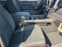 Ram 1500 Big Horn 4x4 Crew Cab 5'7" Box 2026