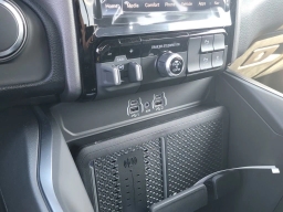 Ram 1500 Big Horn 4x4 Crew Cab 5'7" Box 2026