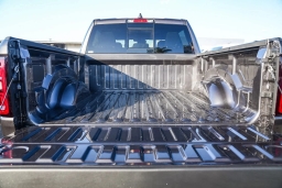 Ram 1500 Big Horn 4x4 Crew Cab 5'7" Box 2026