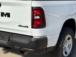 Ram 1500 Tradesman 4x4 Crew Cab 5'7" Box 2026