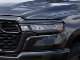Ram 1500 Express 4x4 Crew Cab 5'7" Box 2026