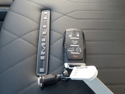 Ram 1500 Limited 4x4 Crew Cab 5'7" Box 2026