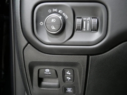 Ram 1500 Limited 4x4 Crew Cab 5'7" Box 2026