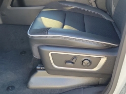 Ram 1500 Laramie 4x4 Crew Cab 5'7" Box 2026