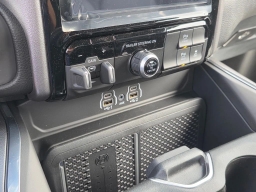 Ram 1500 Laramie 4x4 Crew Cab 5'7" Box 2026