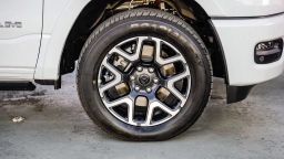 Ram 1500 Laramie 4x4 Crew Cab 5'7" Box 2026