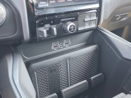 Ram 1500 Laramie 4x4 Crew Cab 5'7" Box 2026