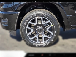 Ram 1500 Laramie 4x4 Crew Cab 5'7" Box 2026