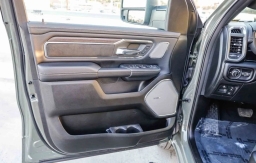 Ram 1500 Laramie 4x4 Crew Cab 5'7" Box 2026