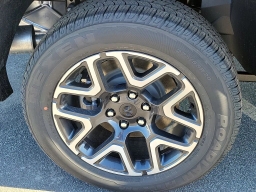 Ram 1500 Laramie 4x4 Crew Cab 5'7" Box 2026