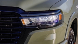 Ram 1500 Laramie 4x4 Crew Cab 5'7" Box 2026