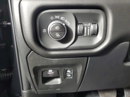 Ram 1500 Laramie 4x4 Crew Cab 5'7" Box 2026