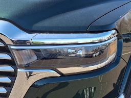 Ram 1500 Laramie 4x4 Crew Cab 5'7" Box 2026