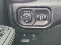Ram 1500 Laramie 4x4 Crew Cab 5'7" Box 2026