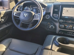 Ram 1500 Tradesman 4x4 Crew Cab 6'4" Box 2025