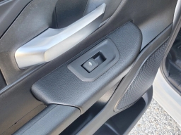 Ram 1500 Tradesman 4x4 Crew Cab 6'4" Box 2025