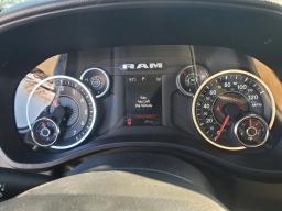 Ram 1500 Tradesman 4x4 Crew Cab 6'4" Box 2025