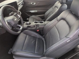 Ford Mustang GT Premium Fastback 2025