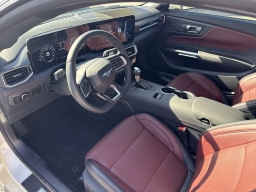 Ford Mustang GT Premium Fastback 2025