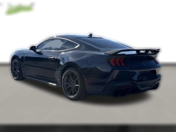 Ford Mustang Dark Horse Fastback 2025