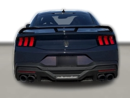 Ford Mustang Dark Horse Fastback 2025
