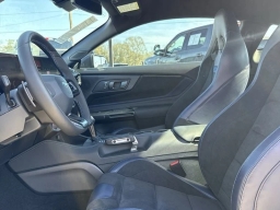 Ford Mustang Dark Horse Fastback 2025