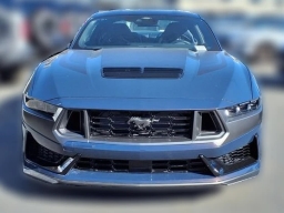 Ford Mustang Dark Horse Fastback 2025