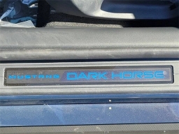 Ford Mustang Dark Horse Fastback 2025