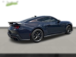 Ford Mustang Dark Horse Fastback 2025