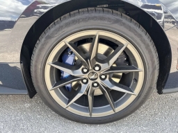 Ford Mustang Dark Horse Fastback 2025